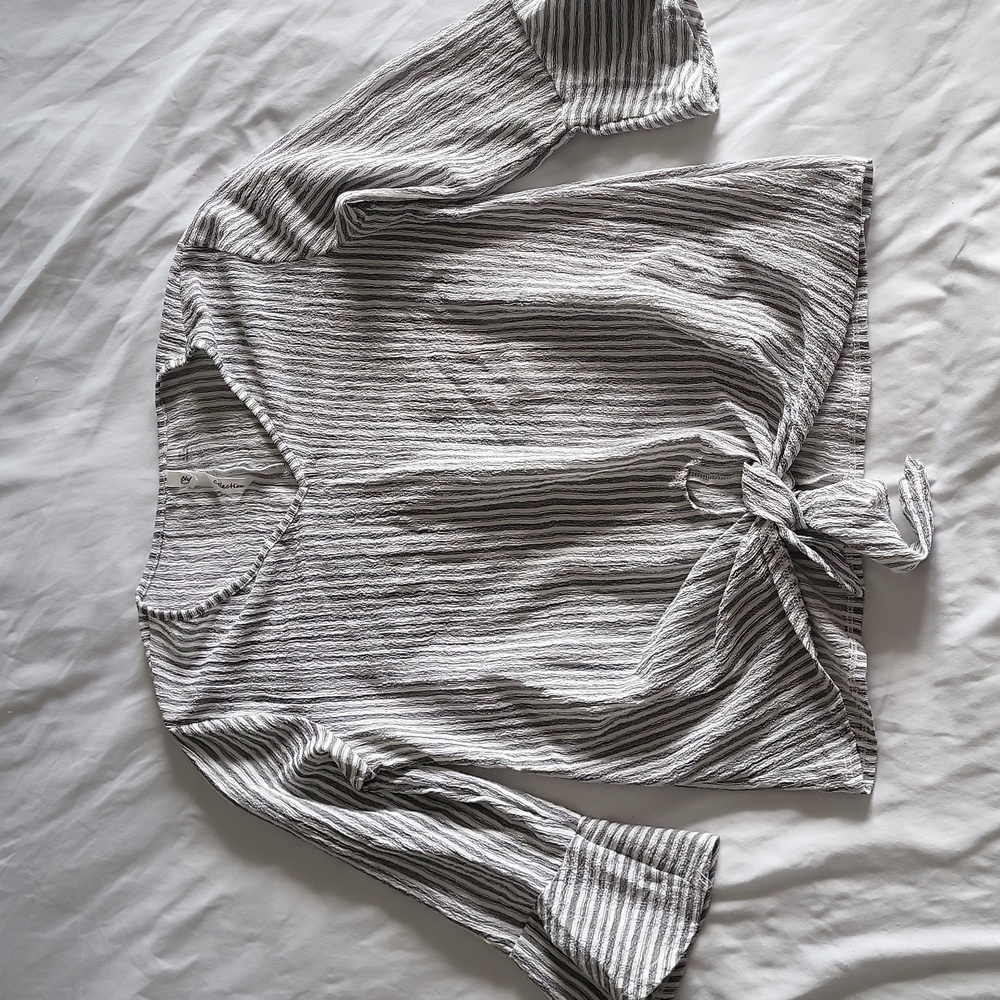 NY Collection Black and White Textured Blouse